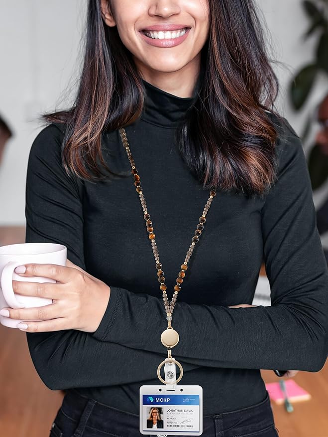 Lanyards for ID Badges and Keys,Natural Stone Beaded Teacher Lanyard for Women,Retractable Lanyard with ID Holder Cute Lanyards for Teachers（Brown）